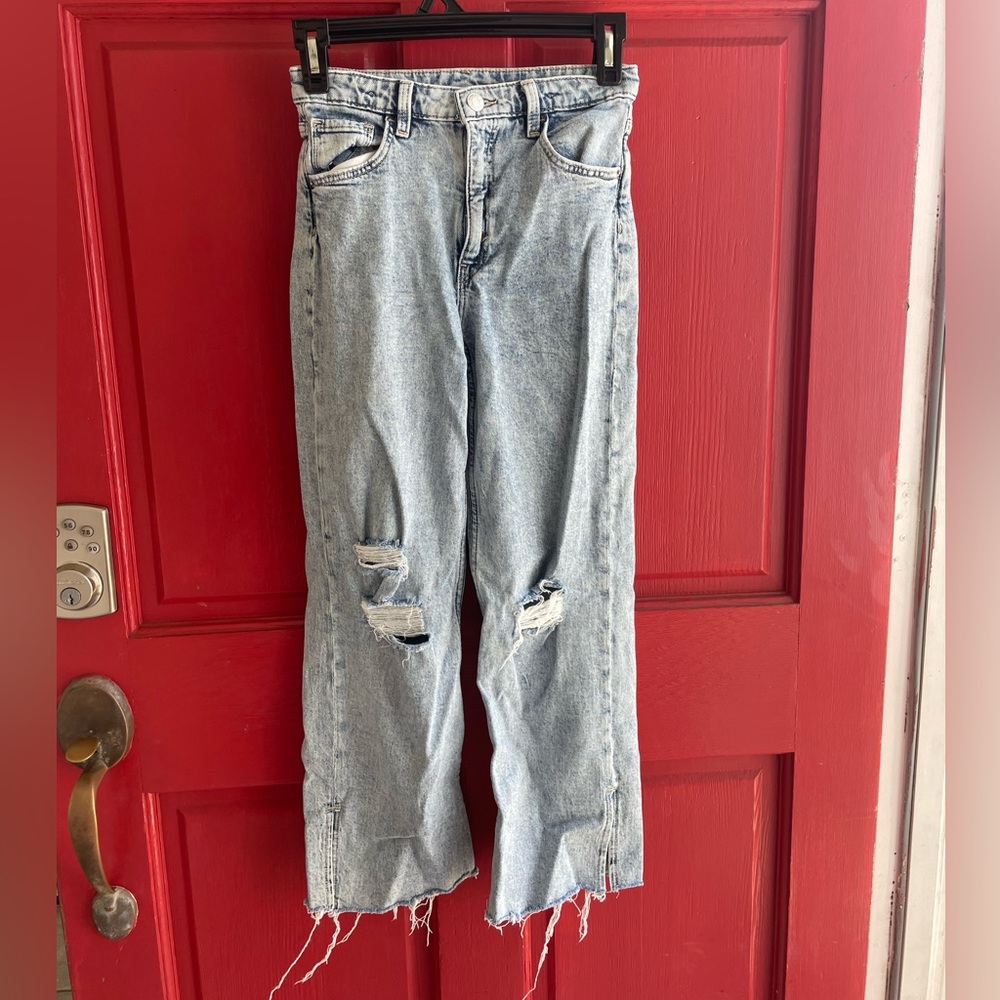 H&M Girls ripped blue jeans